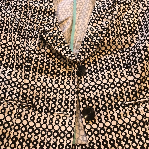 Cabi blazer 3/4 length arms. - Picture 2 of 4